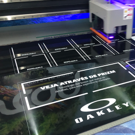 Acrilico 2mm Acrílico 97cm Largura  Impressão UV Sem Acabamento 